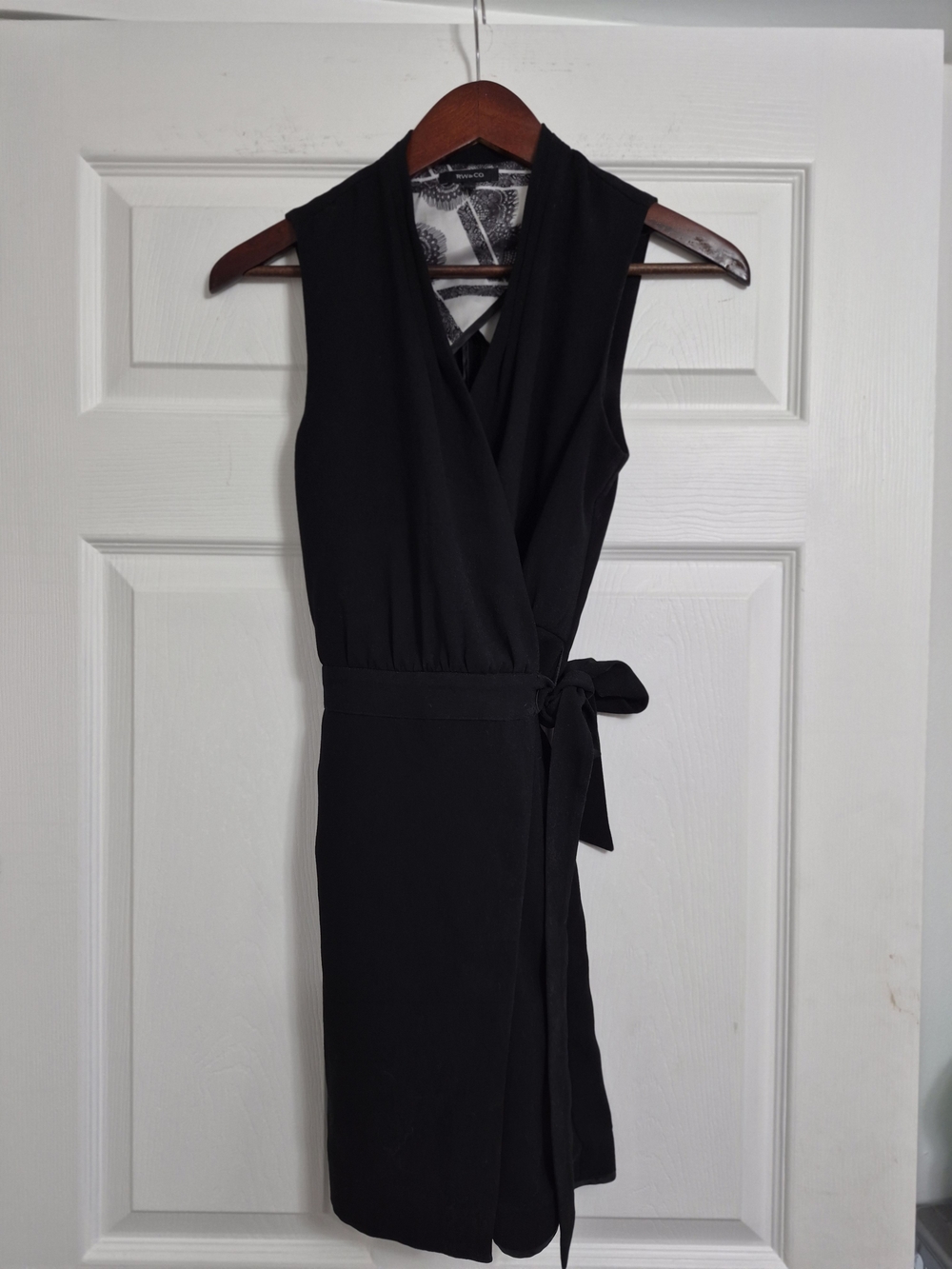 RW&CO. Black Sleeveless Wrap Midi Dress with Side Tie